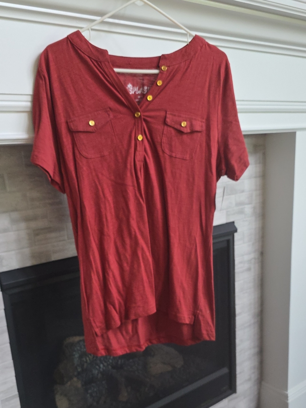 Splash Rust Red Short Sleeve Henley with Gold Buttons